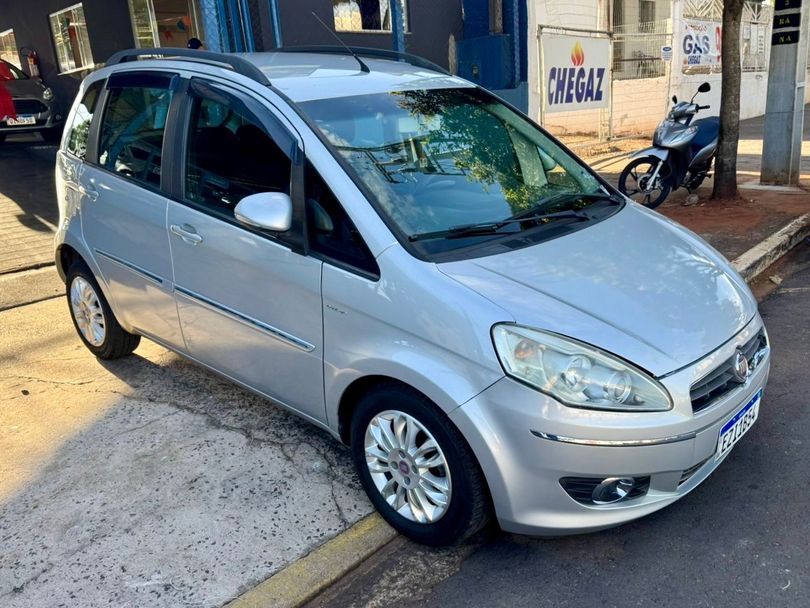 Fiat Idea ESSENCE 1.6 Flex 16V 5p