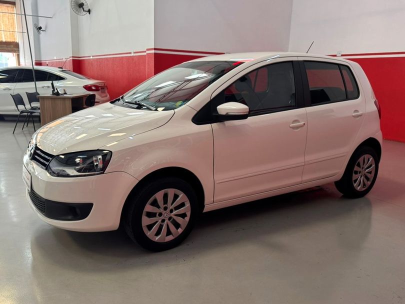 VolksWagen Fox 1.6 Mi Total Flex 8V 5p
