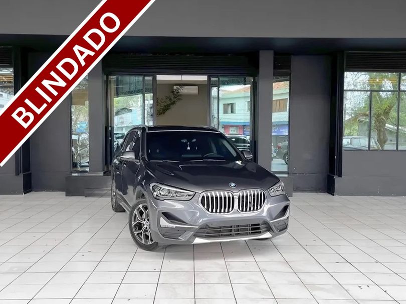 BMW X1 SDRIVE 20i X-Line 2.0 TB Active Flex