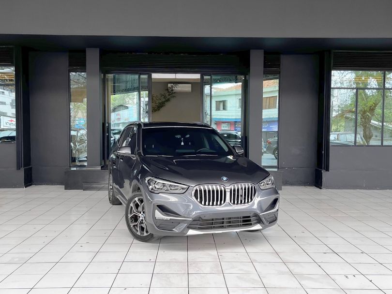 BMW X1 SDRIVE 20i X-Line 2.0 TB Active Flex