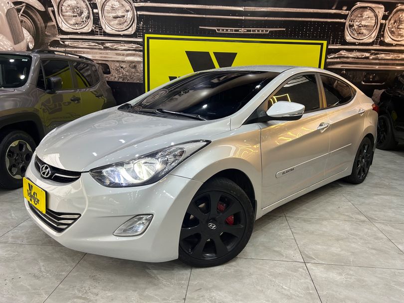 Hyundai Elantra GLS 1.8 16V Aut.