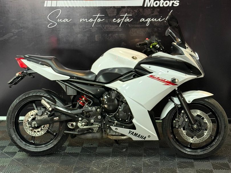 YAMAHA XJ6 F