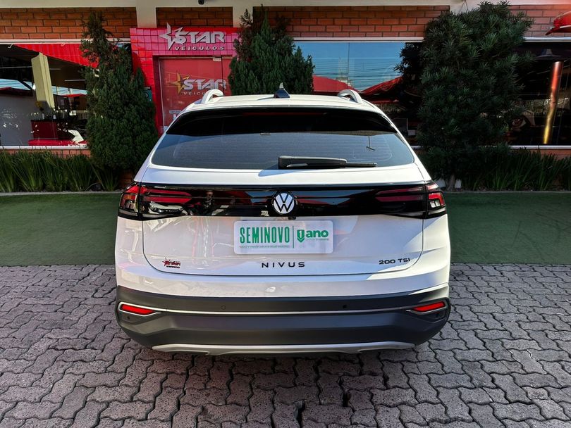 VolksWagen Nivus Highline 1.0 200 TSI Flex Aut.