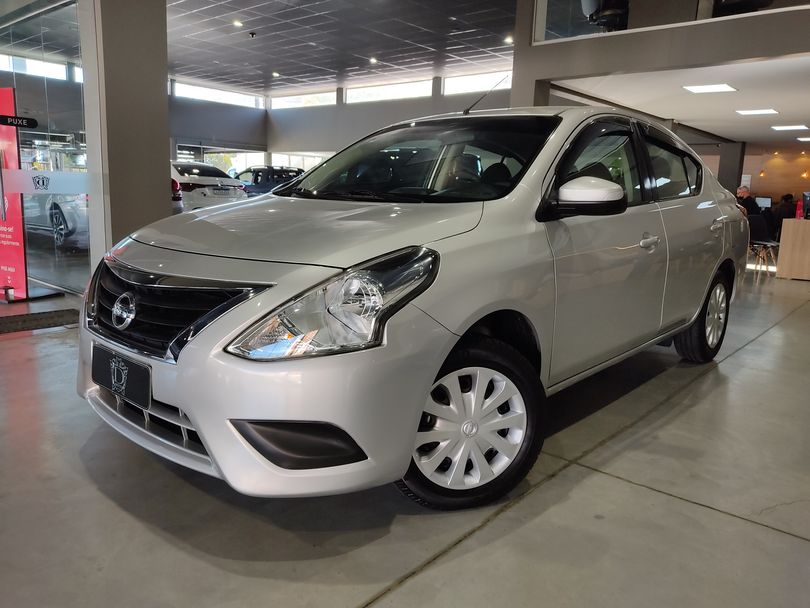 Nissan VERSA 1.0 12V FlexStart 4p Mec.