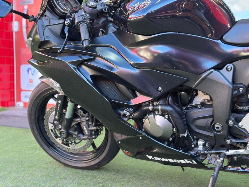 KAWASAKI NINJA ZX-6R 636cc