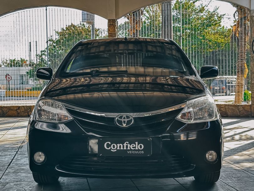 Toyota ETIOS XLS 1.5 Flex 16V 5p Mec.