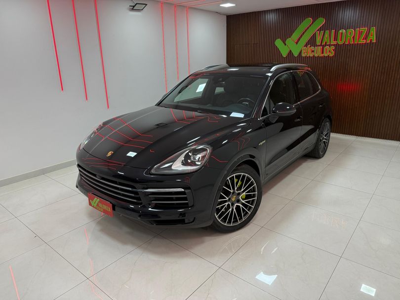 Porsche Cayenne E-Hybrid 3.0 V6 462cv