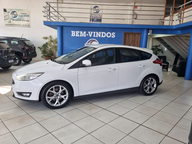 Ford Focus 2.0 16V/SE/SE Plus Flex 5p Aut.