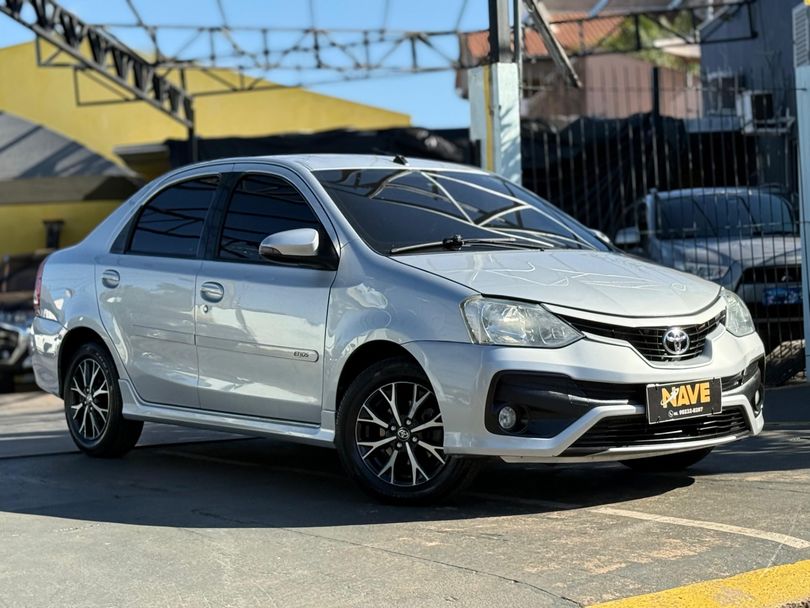 Toyota ETIOS PLATINUM Sed. 1.5 Flex 16V 4p Aut.