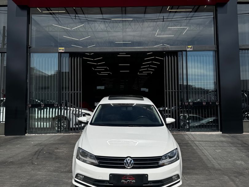 VolksWagen JETTA Comfortline 2.0 T.Flex 8V 4p Tipt.