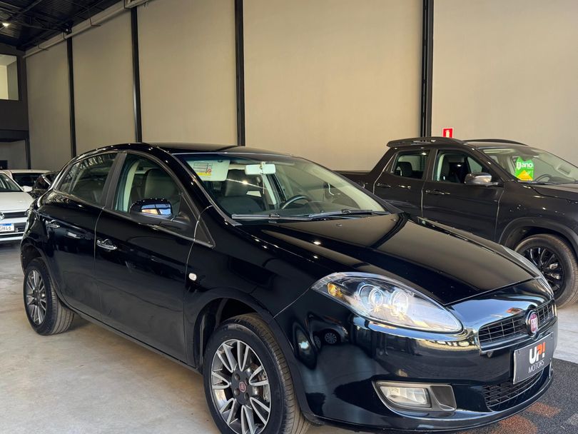 Fiat Bravo ESSENCE 1.8 Flex 16V 5p