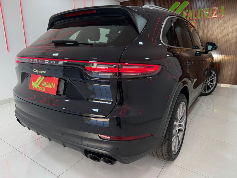 Porsche Cayenne E-Hybrid 3.0 V6 462cv