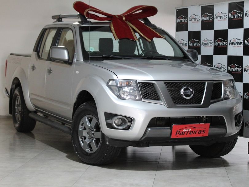 Nissan Frontier SV AT. CD 4x4 2.5 TB Dies. Aut.