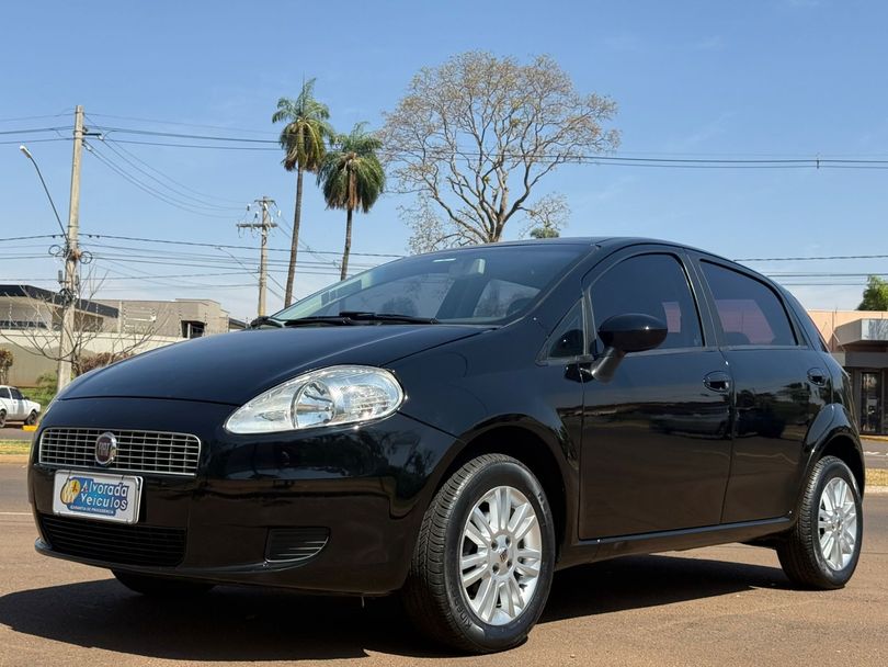 Fiat Punto ATTRACTIVE 1.4 Fire Flex 8V 5p