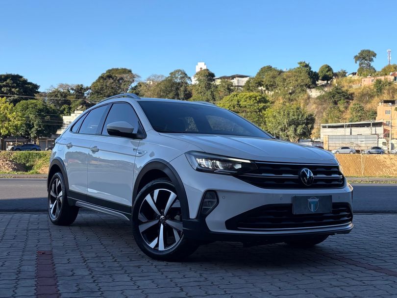VolksWagen Nivus Highline 1.0 200 TSI Flex Aut.