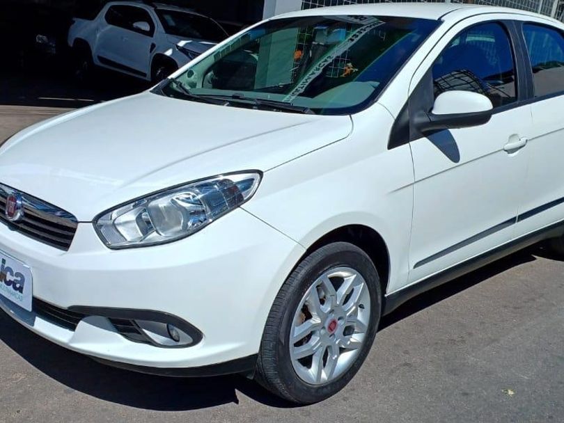 Fiat Siena Essence 1.6