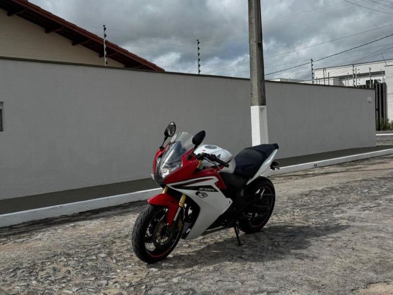 HONDA CB 600F HORNET
