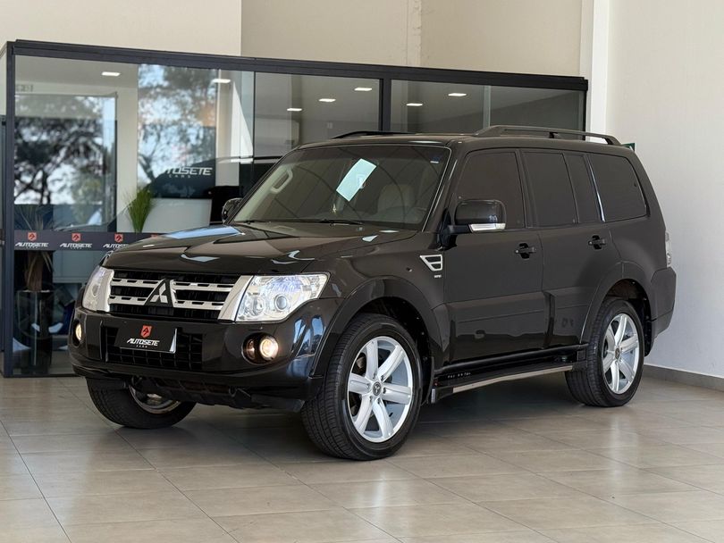 Mitsubishi Pajero HPE Full 3.2 4x4 T.I.Dies. 5p Aut