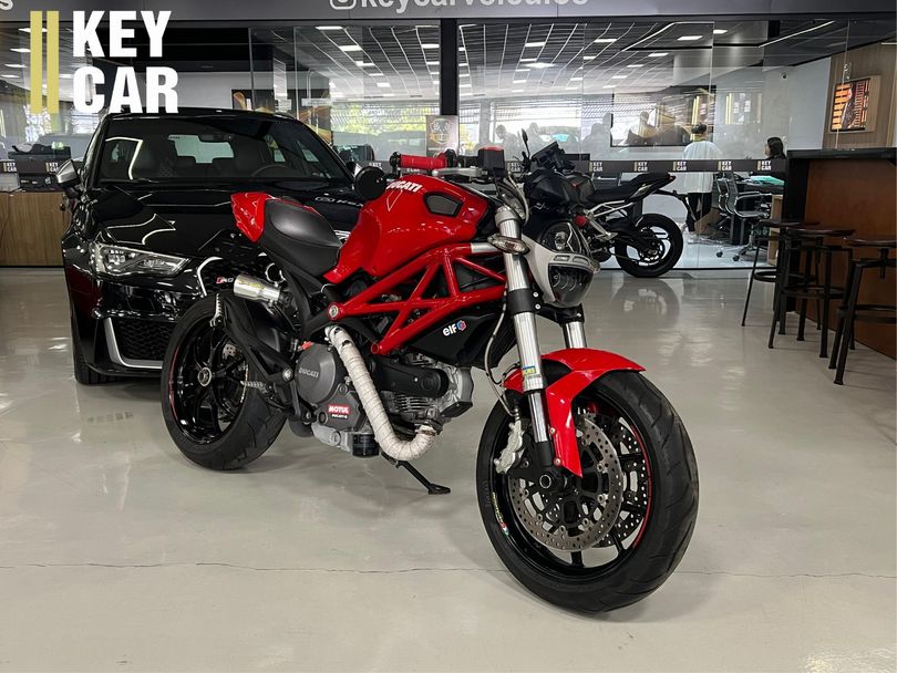 Ducati MONSTER 796