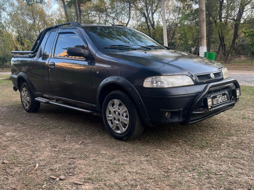 Fiat Strada Adventure 1.8 mpi 8V 103cv CE