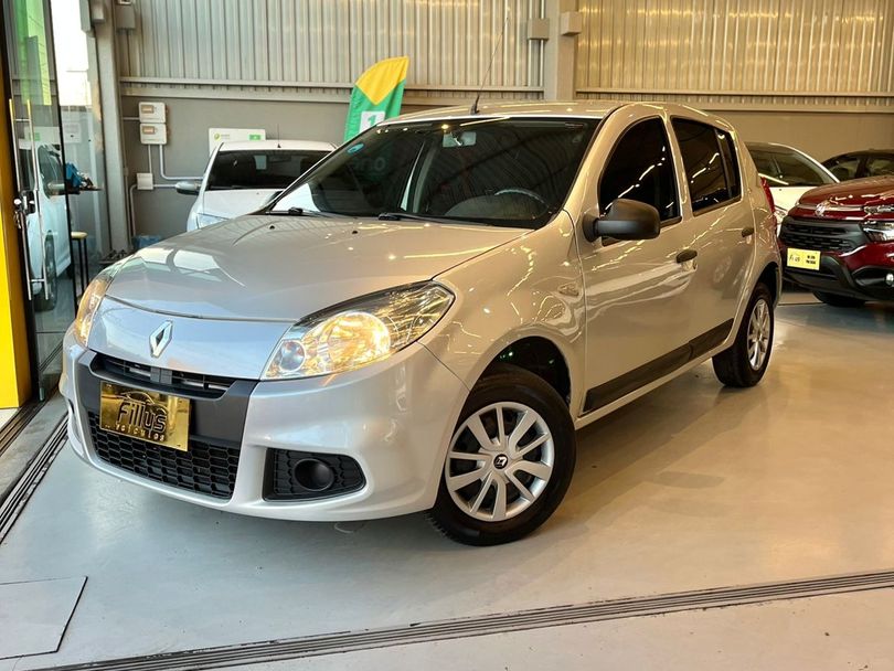Renault SANDERO Authentique Hi-Flex 1.0 16V 5p