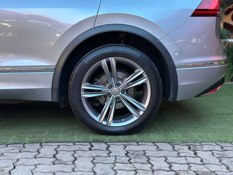 VolksWagen TIGUAN Allspac R-Line 350 TSI 2.0 4x4