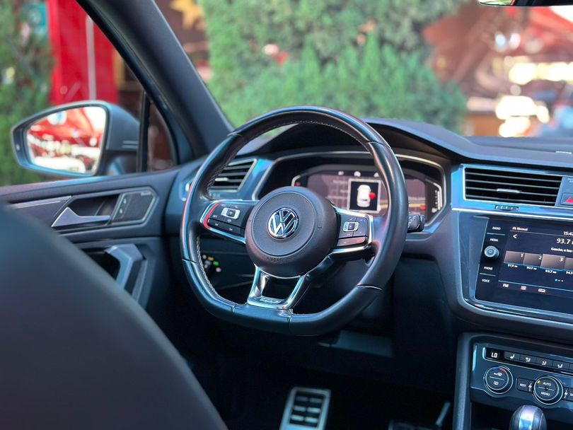 VolksWagen TIGUAN Allspac R-Line 350 TSI 2.0 4x4