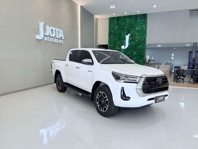 Toyota Hilux CD SRX 4x4 2.8 TDI 16V Diesel Aut.