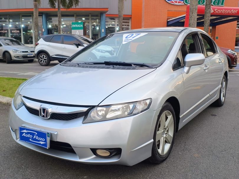 Honda Civic Sedan LXS 1.8/1.8 Flex 16V Aut. 4p