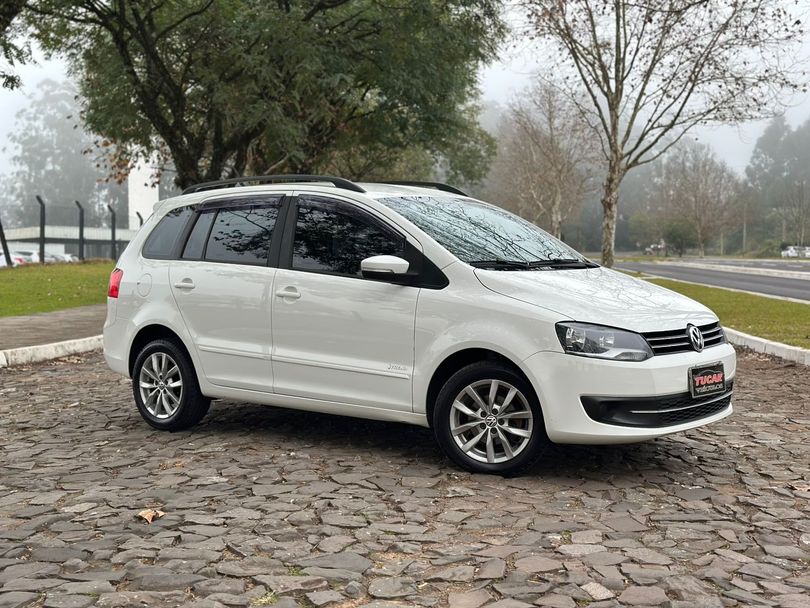 VolksWagen SPACEFOX 1.6/ 1.6 Trend Total Flex 8V 5p