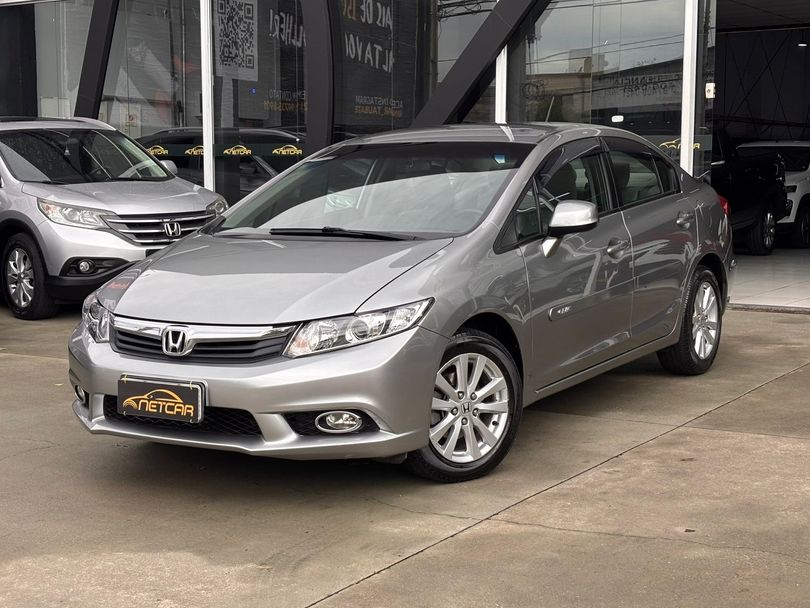 Honda Civic Sedan LXS 1.8/1.8 Flex 16V Aut. 4p