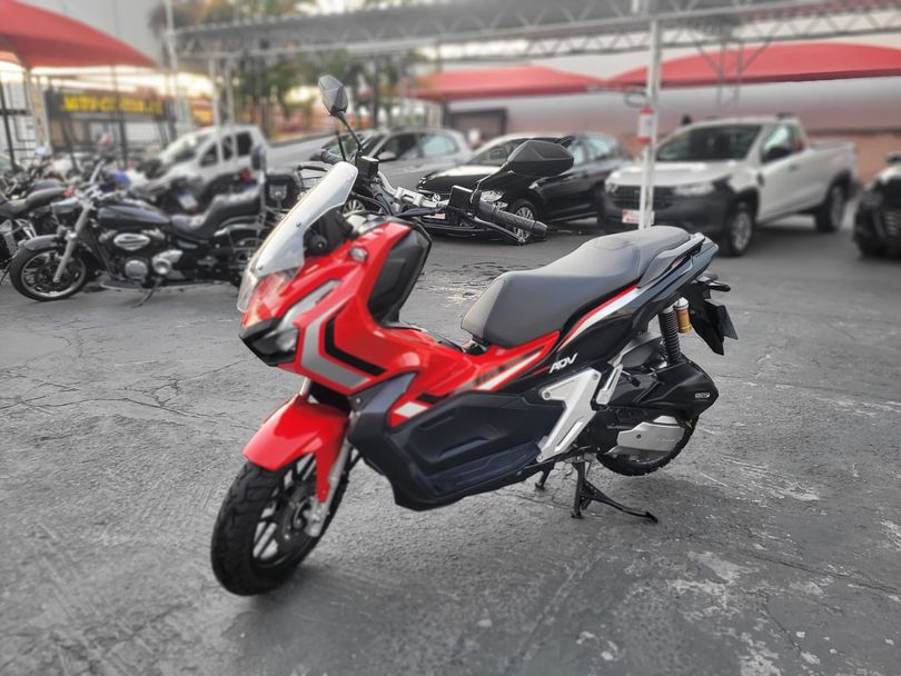 HONDA ADV 150