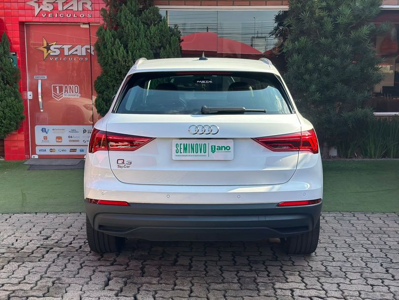 Audi Q3 Prest. 1.4 TFSI Flex/Prest. S-tronic