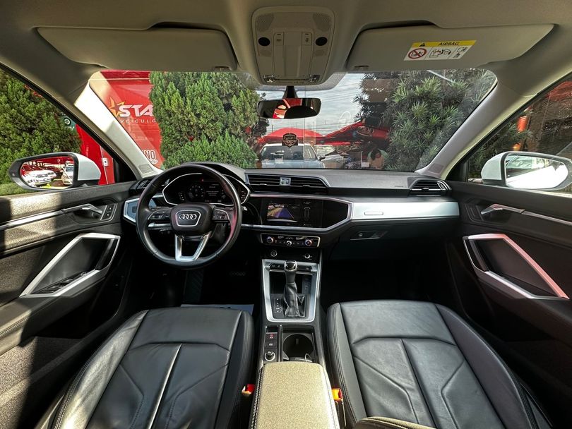 Audi Q3 Prest. 1.4 TFSI Flex/Prest. S-tronic