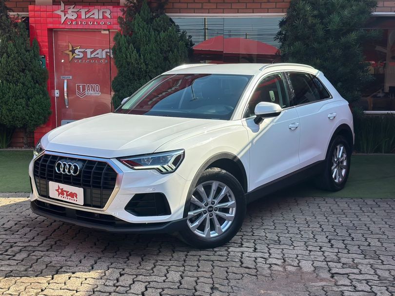 Audi Q3 Prest. 1.4 TFSI Flex/Prest. S-tronic