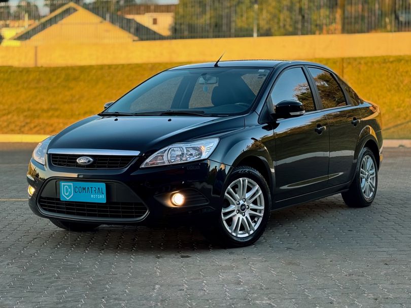 Ford Focus Sedan 1.6/1.6 Flex 8V/16V 4p Mec.