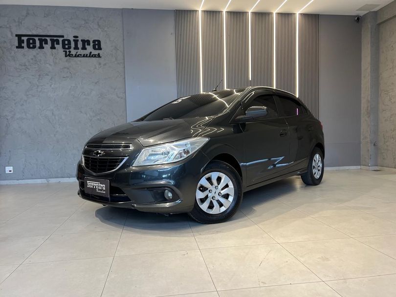 Chevrolet ONIX HATCH LT 1.0 8V FlexPower 5p Mec.