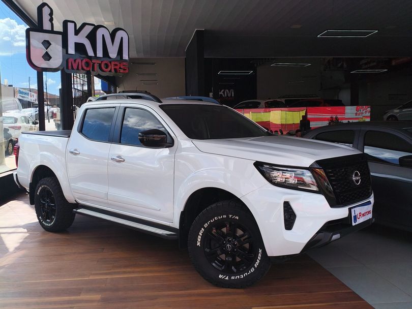Nissan Frontier XE CD 4x4 2.3 Bi-TB Diesel Aut.