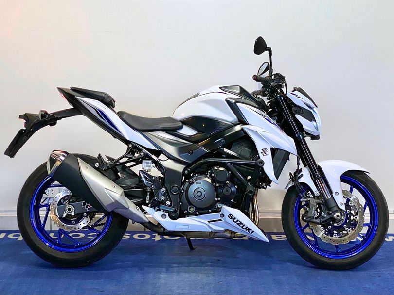 SUZUKI GSX-S 750