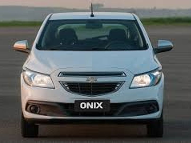 Renault LOGAN Authentique Hi-Flex 1.0 16V 4p