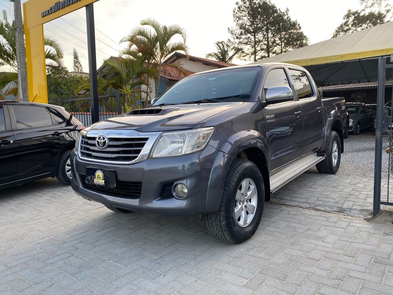 Toyota Hilux CD SRV D4-D 4x4 3.0 TDI Diesel Aut
