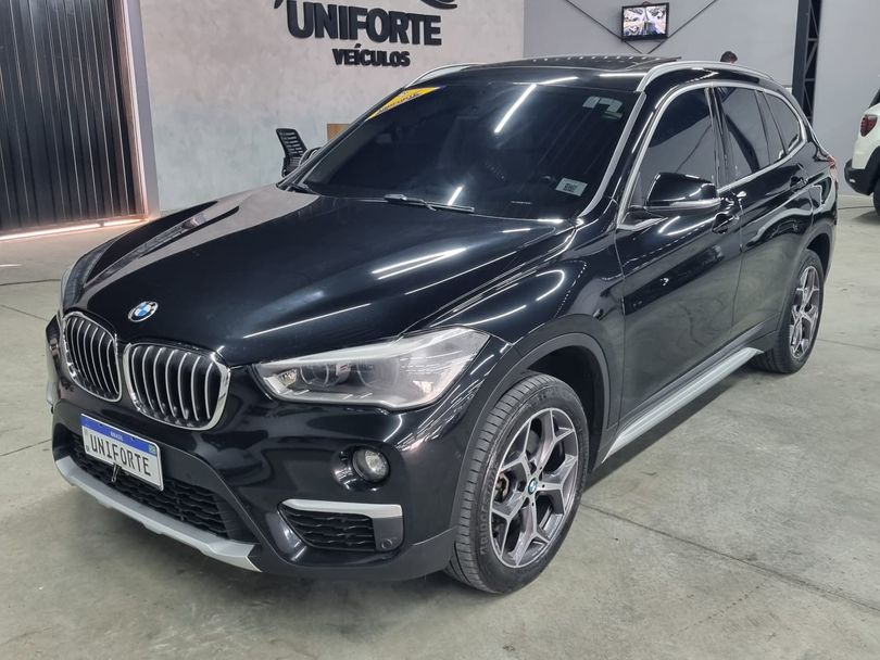 BMW X1 SDRIVE 20i X-Line 2.0 TB Active Flex