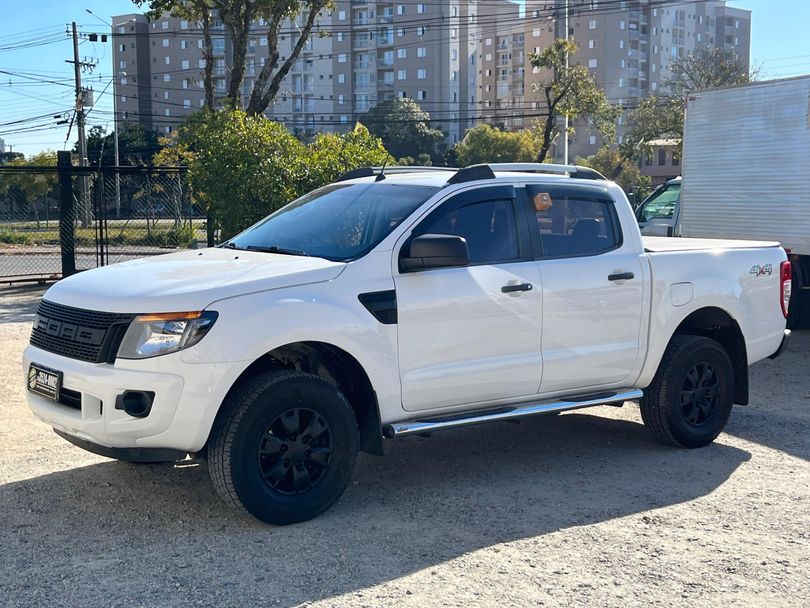 Ford Ranger XLS 3.2 20V 4x4 CD Diesel Aut.