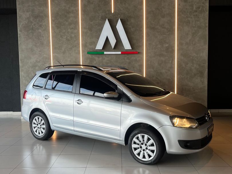 VolksWagen SPACEFOX 1.6/ 1.6 Trend Total Flex 8V 5p