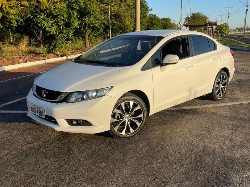 Honda Civic Sedan LXR 2.0 Flexone 16V Aut. 4p