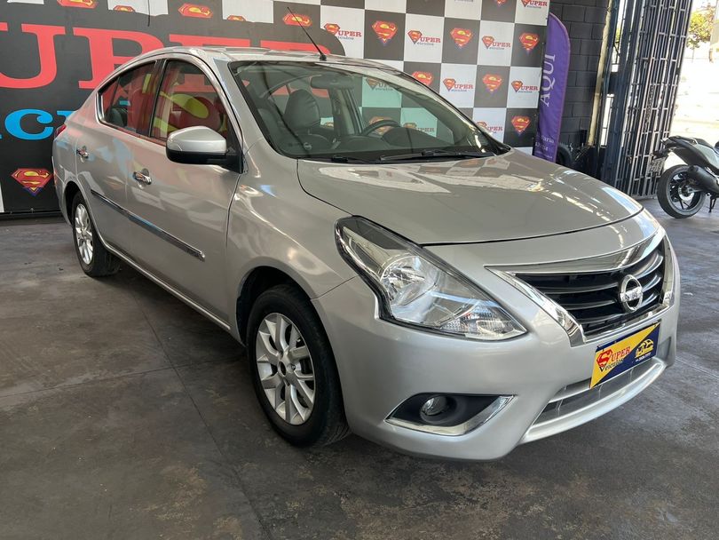 Nissan VERSA SV 1.6 16V FlexStart 4p Mec.