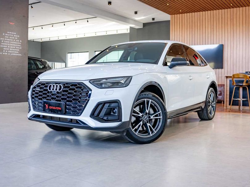 Audi Q5 SB P Black. 2.0 TFSIe S.Tr. Qt (Hib.)