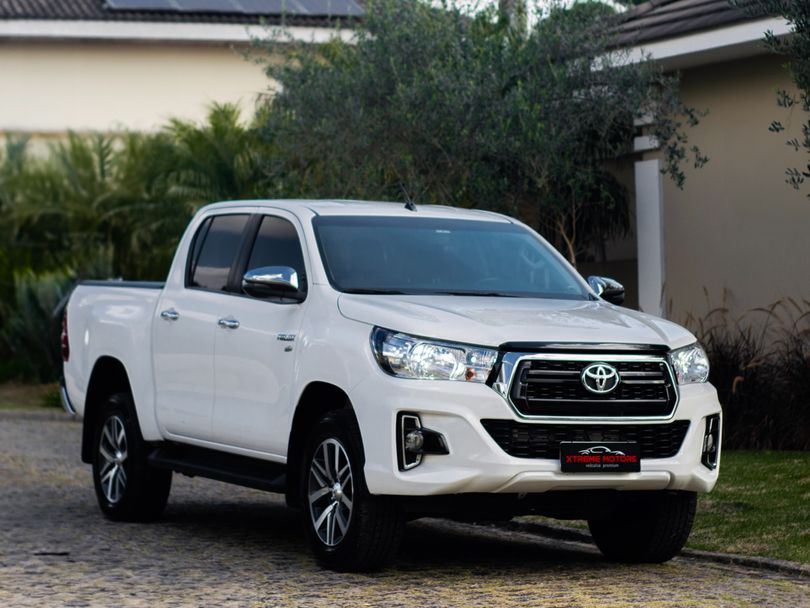 Toyota Hilux CD SRV 4x2 2.7 Flex 16V Aut.