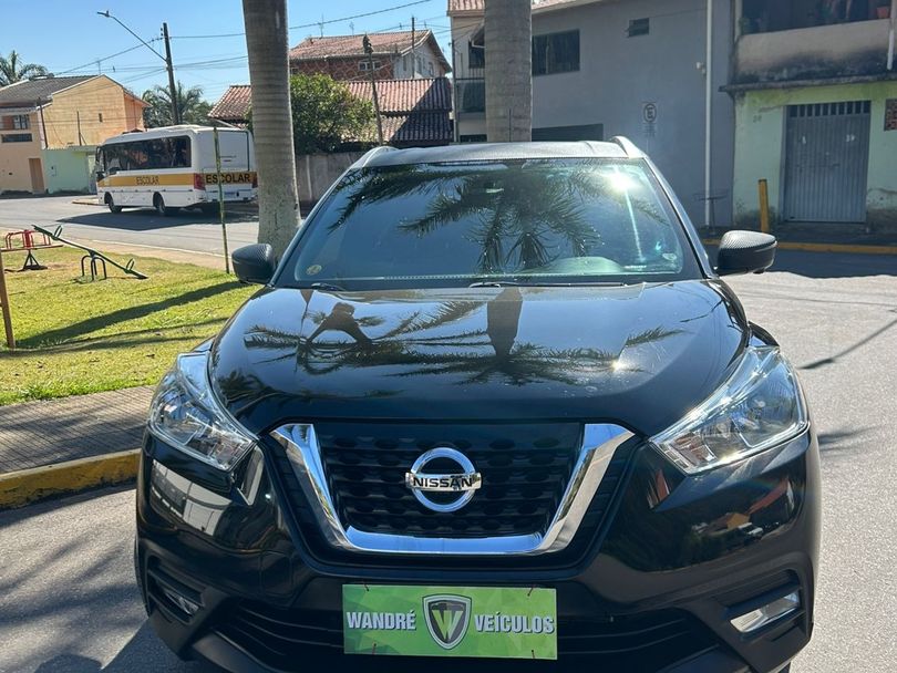 Nissan KICKS SL 1.6 16V FlexStar 5p Aut.