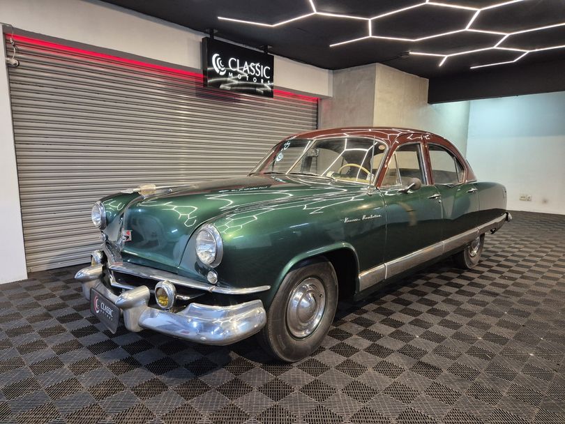 Ford Manhattan